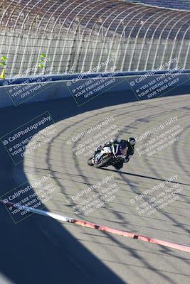 media/Jan-21-2023-Fastrack Riders (Sat) [[fcf3f88a30]]/Level 4/Session 2 Nascar 1/